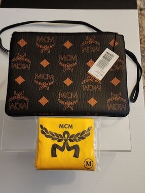 MCM Medium Aren Crossbody Pouch In Maxi Visetos Black. NWT CODE-MYZFATAO6BK001